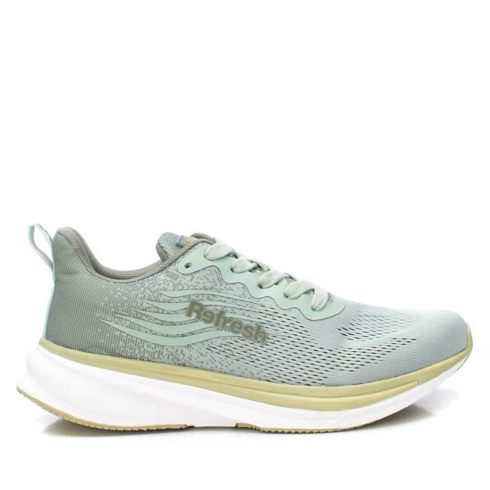 NEW XTI men's athletic sneakers in aqua